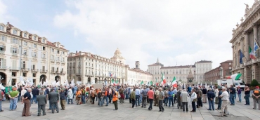 I CACCIATORI SCENDONO IN PIAZZA