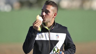 TIRATORI ITALIANI NELL'OLIMPO: ROSSETTI E' ORO NELLO SKEET