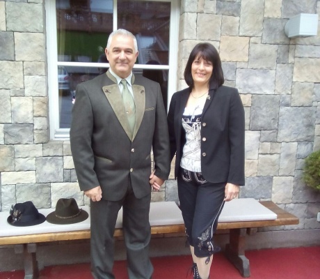 LA MOGLIE DEL CACCIATORE